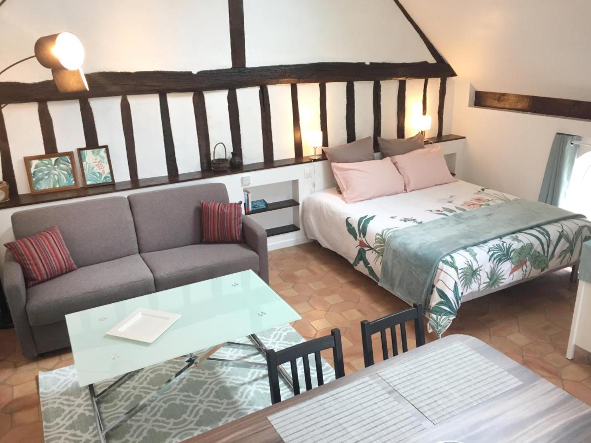 Les gîtes du Clos Saint-Martin Maule Extérieur photo