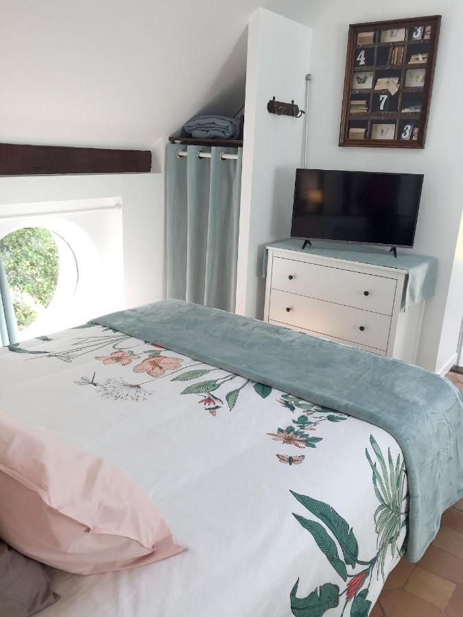 Les gîtes du Clos Saint-Martin Maule Extérieur photo