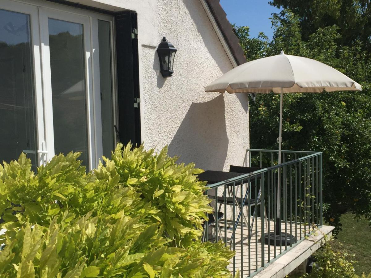 Les gîtes du Clos Saint-Martin Maule Extérieur photo