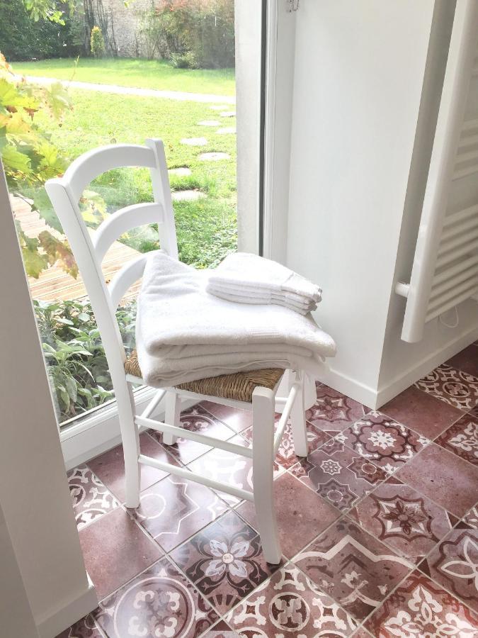 Les gîtes du Clos Saint-Martin Maule Extérieur photo