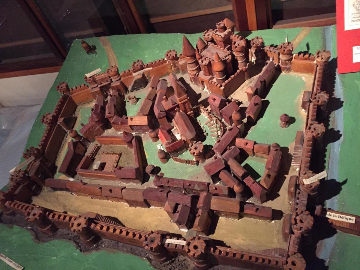 Les gîtes du Clos Saint-Martin Maule Extérieur photo